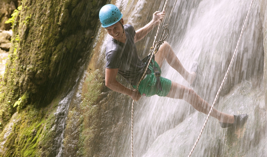 Experience Rock Climbing on the FaLLS